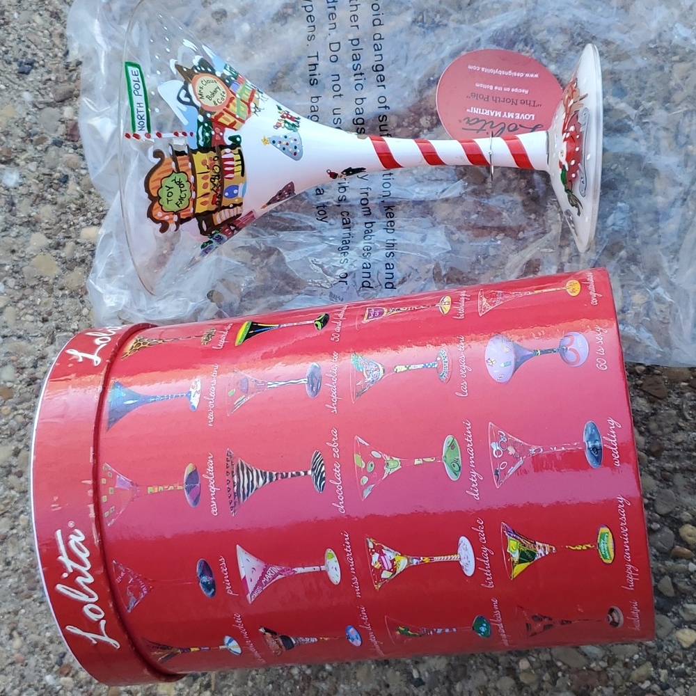 Lolita Love My Martini The North Pole Christmas Glass New in Box